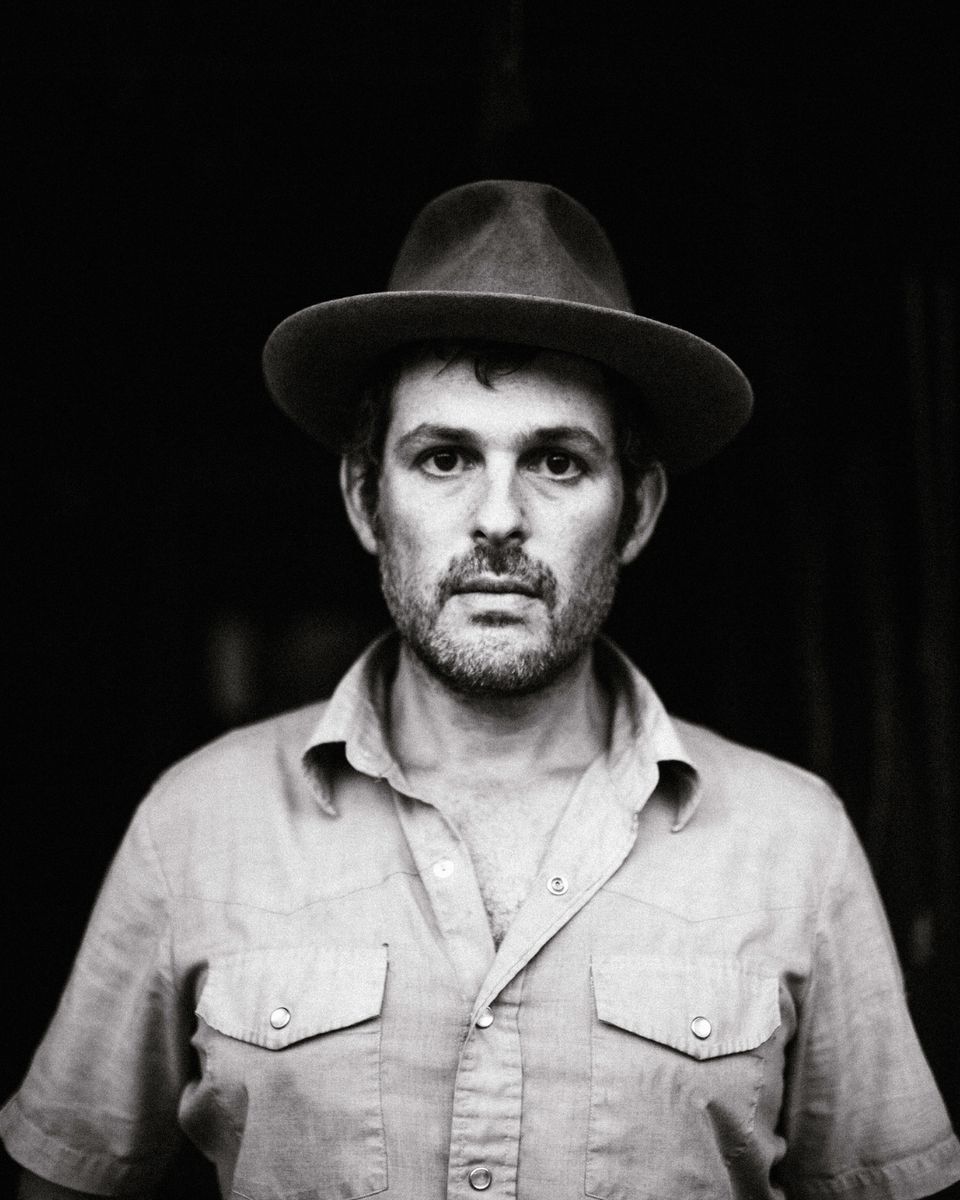 Gregory Alan Isakov press portrait